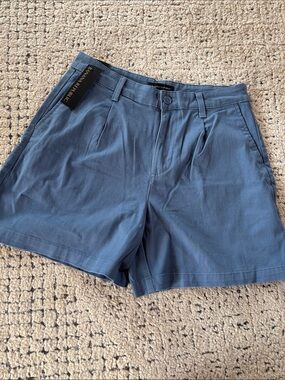 NWT Banana Republic Blue Women's Tailored Shorts SZ 6